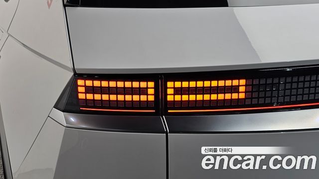 Hyundai Ioniq5 2023 — photo 9