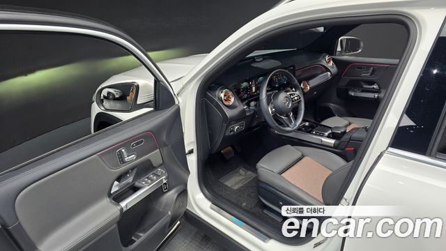 Mercedes-Benz EQB 2023 — photo 17