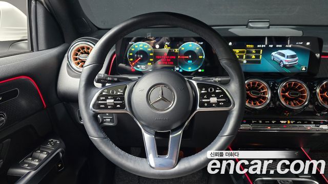 Mercedes-Benz EQB 2023 — photo 19
