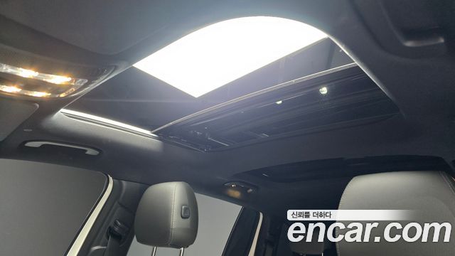 Mercedes-Benz EQB 2023 — photo 24