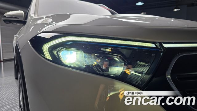 Mercedes-Benz EQB 2023 — photo 8