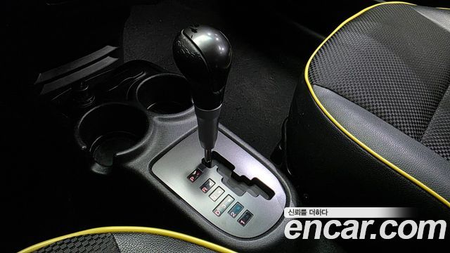 Kia morning 2011 — photo 9