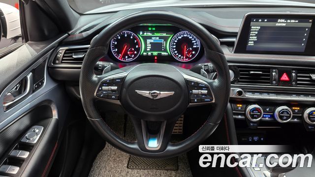Genesis G70 2019 — photo 19