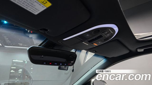 Genesis G70 2019 — photo 24
