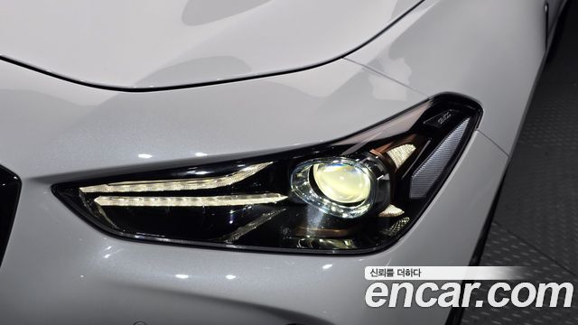 Genesis G70 2019 — photo 8