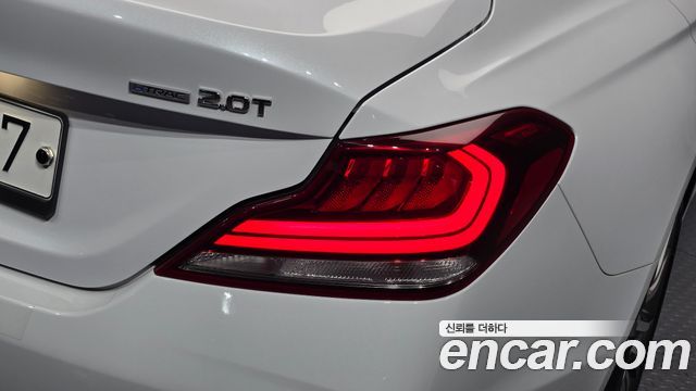 Genesis G70 2019 — photo 9