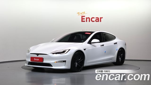 Tesla Model S 2026 — photo 1