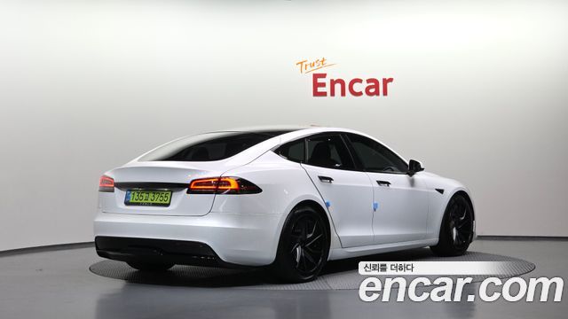 Tesla Model S 2026 — photo 2