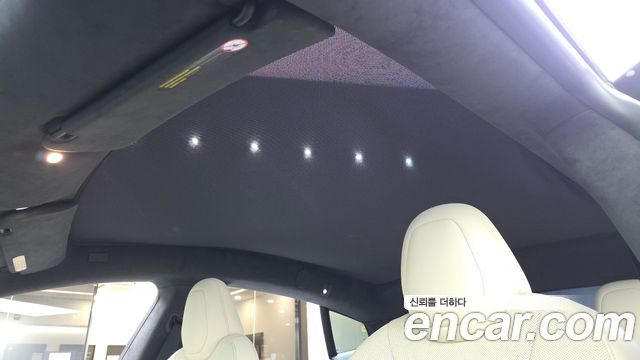 Tesla Model S 2026 — photo 25