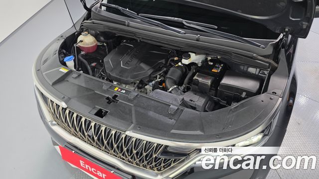 Kia Canival 2023 — photo 6