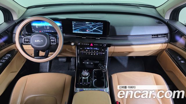 Kia Canival 2023 — photo 7
