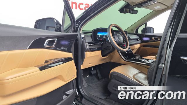 Kia Canival 2023 — photo 10