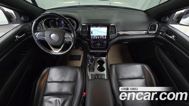 Jeep Cherokee 2020 — photo 10