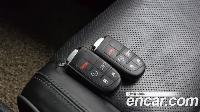 Jeep Cherokee 2020 — photo 21