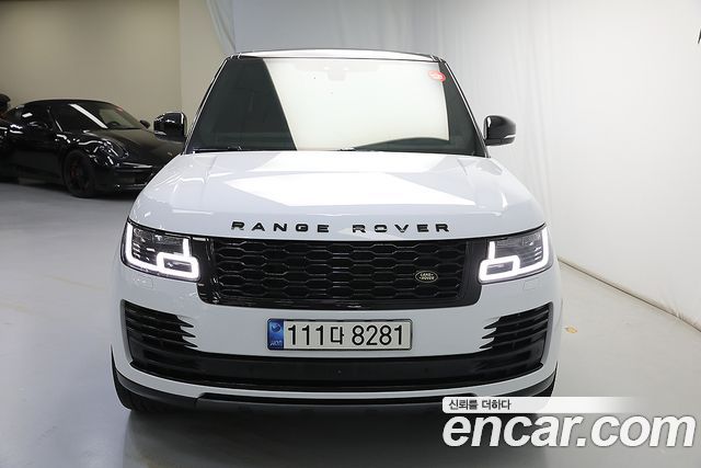 Land Rover Range Rover 2022 — photo 2