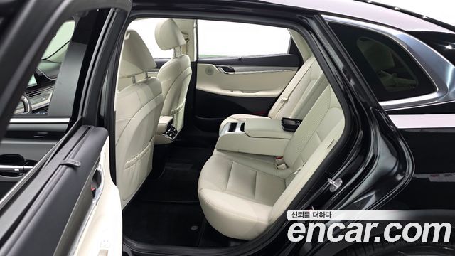 Hyundai Grandeur 2023 — photo 12