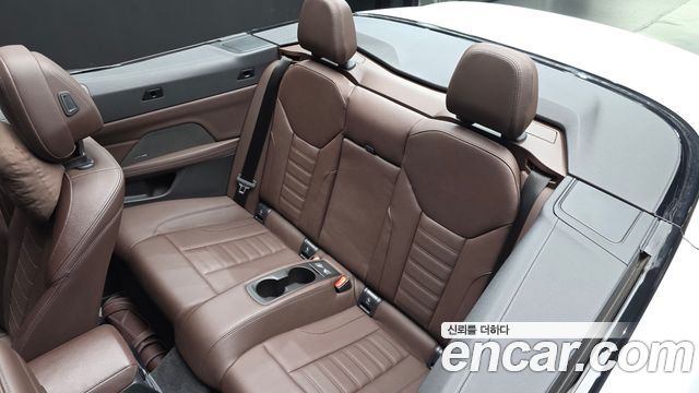 BMW 4-Series 2024 — photo 16