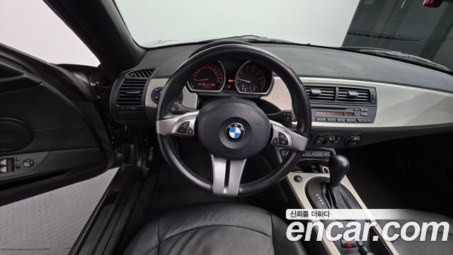 BMW Z4 2005 — photo 11