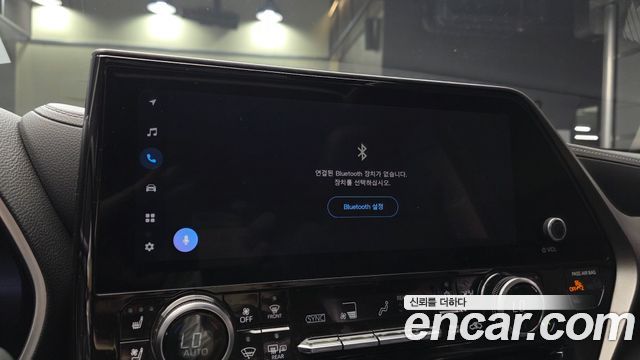 Toyota Highlander 2023 — photo 23