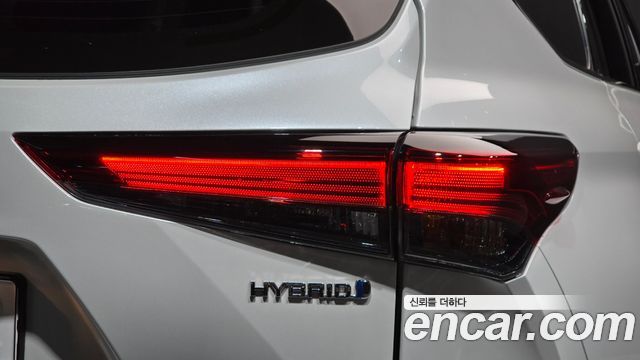 Toyota Highlander 2023 — photo 9