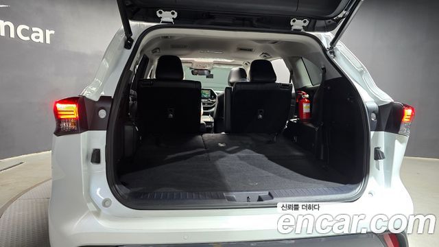 Toyota Highlander 2023 — photo 33