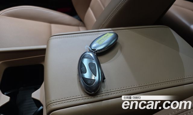 Hyundai Santafe 2024 — photo 22