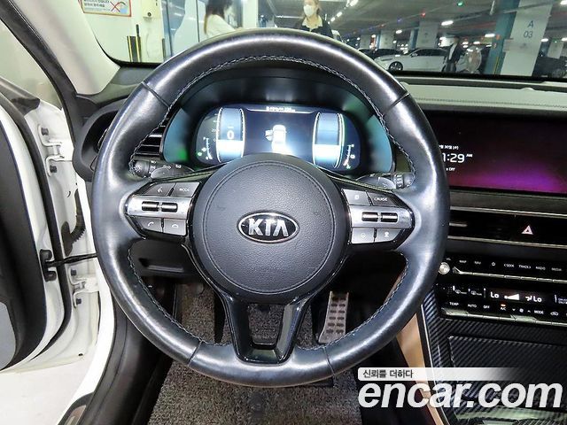 Kia K7 2020 — photo 8