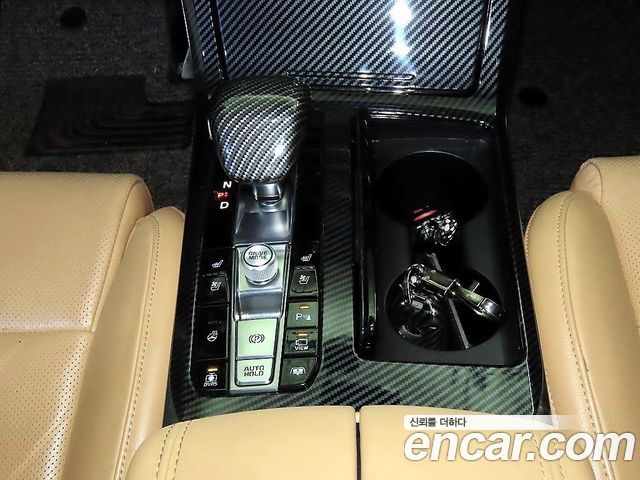 Kia K7 2020 — photo 12