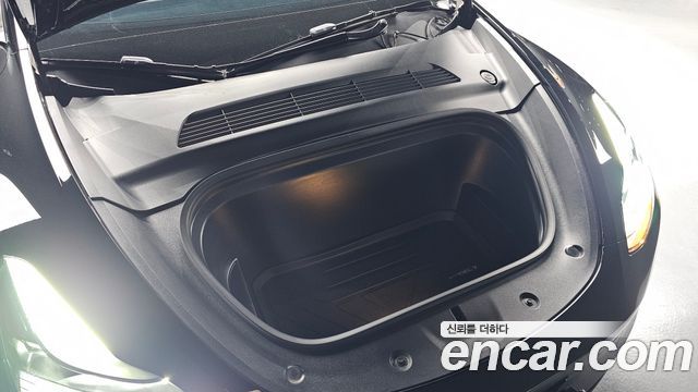 Tesla Model Y 2024 — photo 6