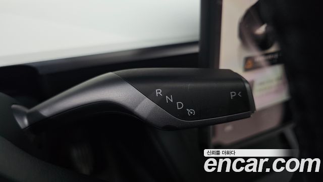 Tesla Model Y 2024 — photo 12