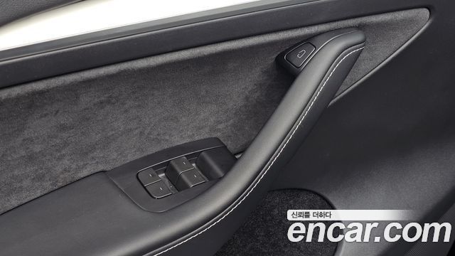 Tesla Model Y 2024 — photo 30