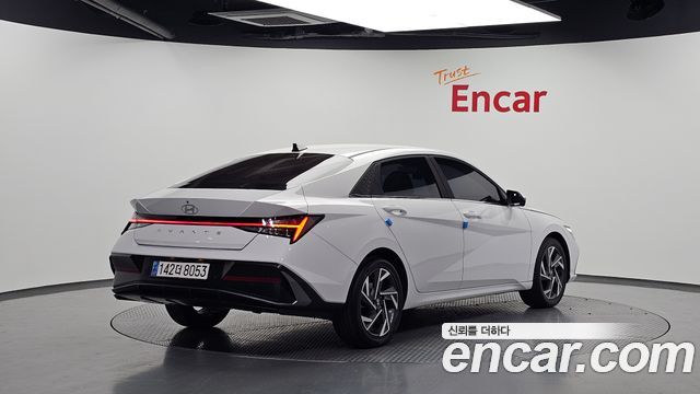 Hyundai AVANTE 2024 — photo 2