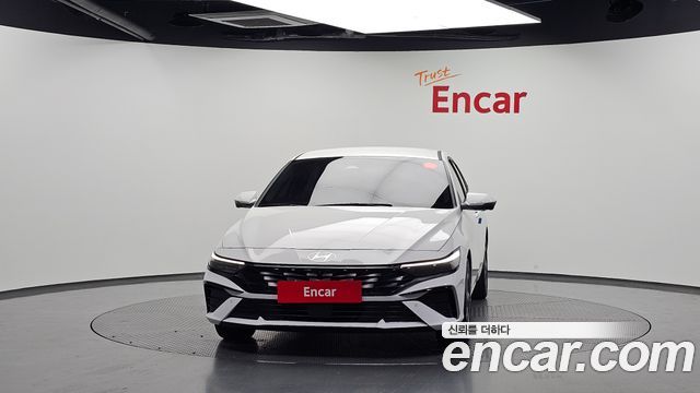 Hyundai AVANTE 2024 — photo 3