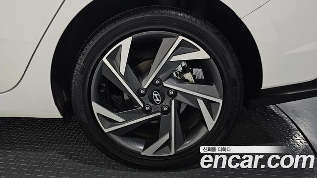 Hyundai AVANTE 2024 — photo 7