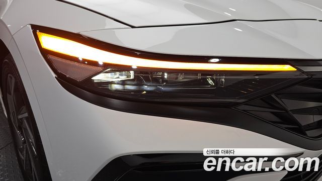 Hyundai AVANTE 2024 — photo 8