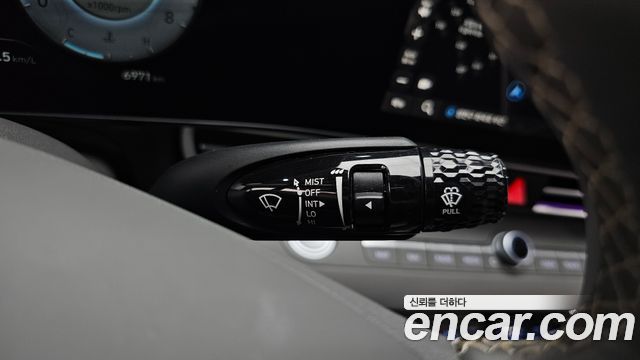 Hyundai AVANTE 2024 — photo 28