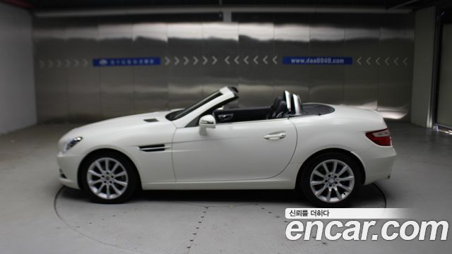 Mercedes-Benz SLK-Class 2013 — photo 16