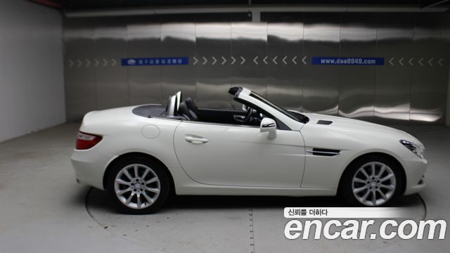 Mercedes-Benz SLK-Class 2013 — photo 17