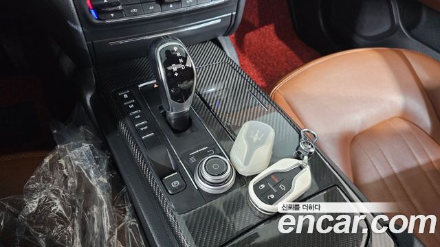 Maserati Ghibli 2018 — photo 9