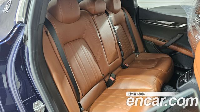 Maserati Ghibli 2018 — photo 12