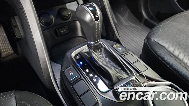 Hyundai Santafe 2015 — photo 9