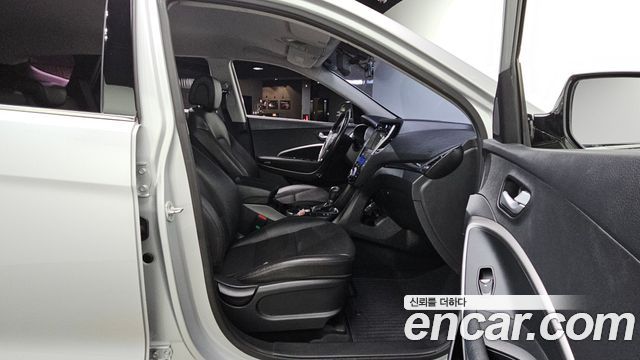 Hyundai Santafe 2015 — photo 12