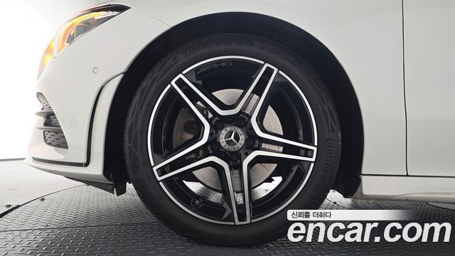 Mercedes-Benz CLA-Class 2023 — photo 5