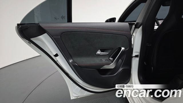 Mercedes-Benz CLA-Class 2023 — photo 15
