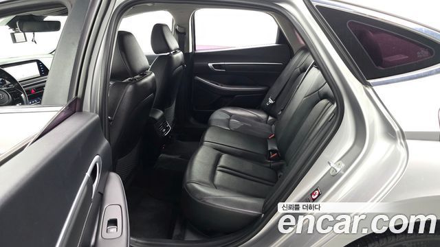 Hyundai Sonata 2020 — photo 12