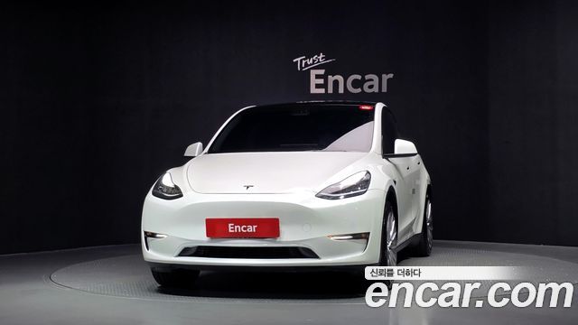 Tesla Model Y 2021 — photo 3