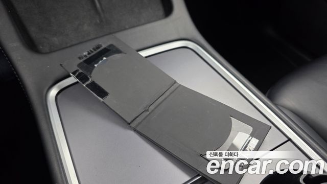 Tesla Model Y 2021 — photo 30