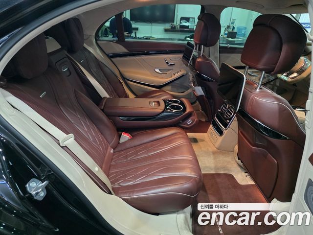 Mercedes-Benz S-Class 2020 — photo 11