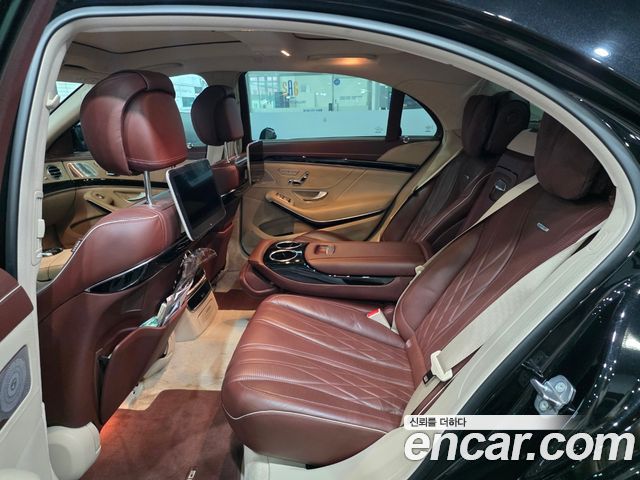 Mercedes-Benz S-Class 2020 — photo 12