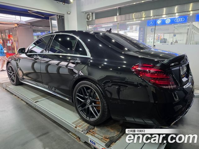 Mercedes-Benz S-Class 2020 — photo 16